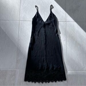 Aritzia Wilfred lace hem Black Slip Midi Dress size XS